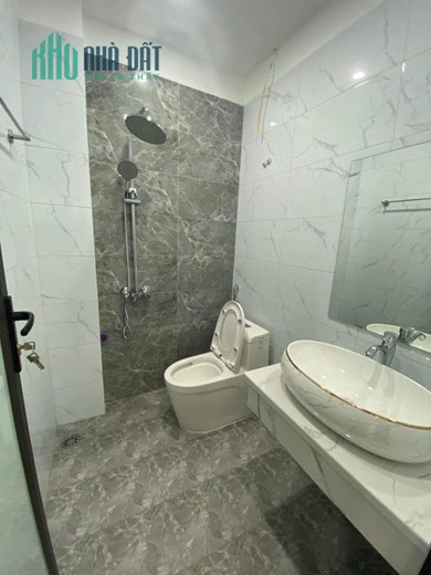 bán nhà đại từ - mơi kinh koong - nội thất cao cấp đầy dủ - chủ mời chỉ sách vali về ở