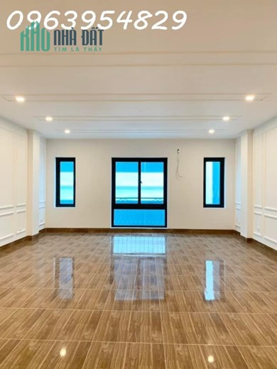 NHÀ ĐẸP NGUYỄN LƯƠNG BẰNG, PHÂN LÔ Ô TÔ TRÁNH, NGÕ THÔNG TỨ TUNG, THANG MÁY, VỪA Ở VỪA KINH DOANH,