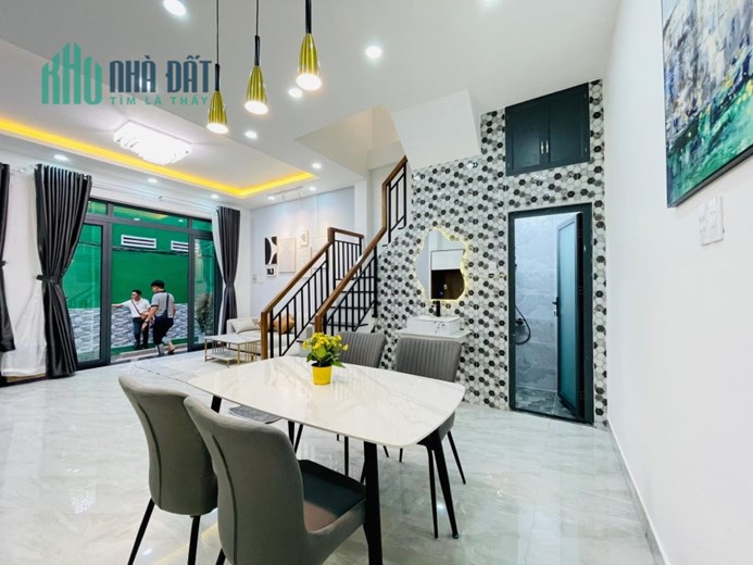 BÁN NHÀ sát HXH HOÀNG HOA THÁM PHÚ NHUẬN - DT 48m2 - 3 TẦNG -GIÁ CHỈ 4 TỶ xx