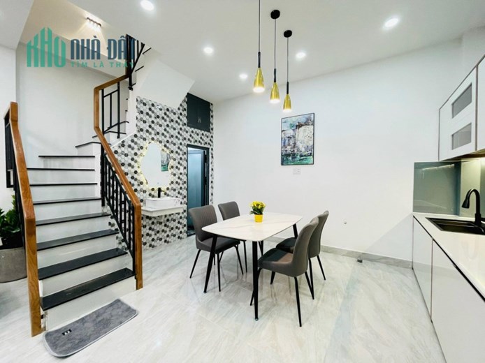 BÁN NHÀ sát HXH HOÀNG HOA THÁM PHÚ NHUẬN - DT 48m2 - 3 TẦNG -GIÁ CHỈ 4 TỶ xx