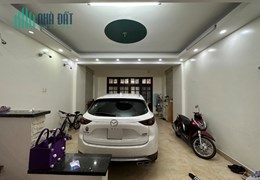 NHÀ TAM TRINH PHÂN LÔ DIỆN TÍCH RỘNG ÔTÔ VÀO NHÀ GẦN NGÃ TƯ MINH KHAI