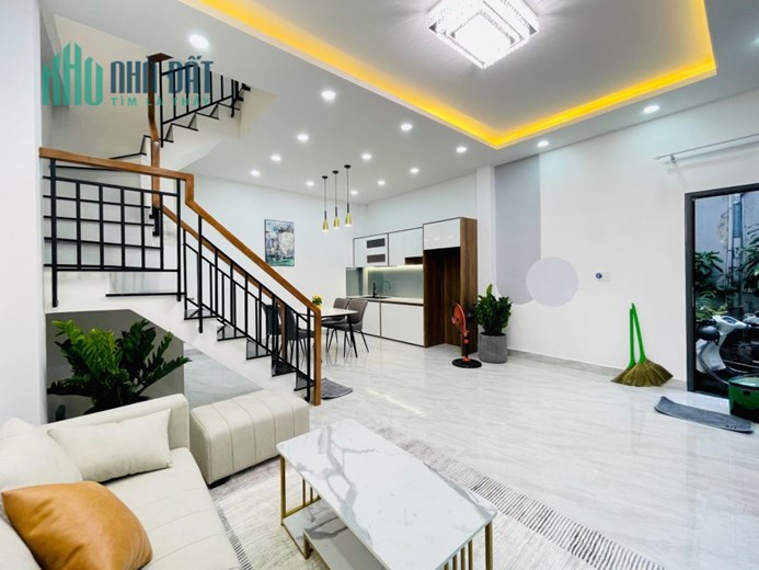 Bán Gấp nhà 48m2, Đường Hoàng Hoa Thám, Phường 5, Quận Phú Nhuận.