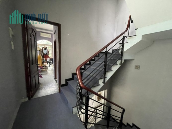 Nhà Hẻm Vip Tân Sơn Nhì, Tân Phú. Hẻm Ô Tô 8m. Khu Biệt Thự. 64m2x 4 Tầng, Chỉ 8.8 Tỷ