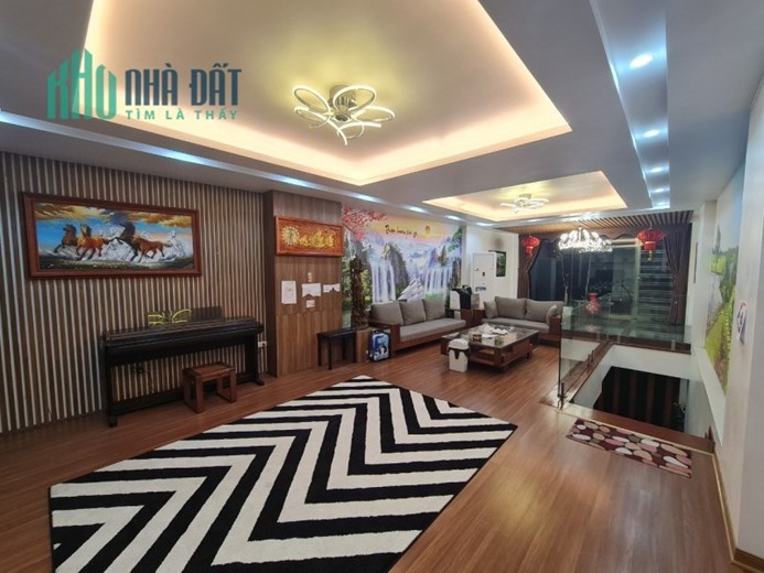 Bán nhà Nguyễn Văn Cừ ,Long Biên 57m2 ,6 tầng ,Mt 4.3m thiết kế biệt thự giá 8 tỷ