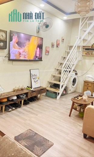 NHÀ NHỎ BÁN ĐỦ CÔNG NĂNG TỔNG DIỆN TÍCH 31M2 - CHỈ 1TỶ 79- NGAY LÊ VĂN KHƯƠNG Q12