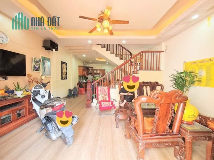 Bán nhà Tân Mai, Kim Đồng 58m, 2T, Mt 5m, ngõ rộng, tự xây cực chất, chỉ 2.25 tỷ