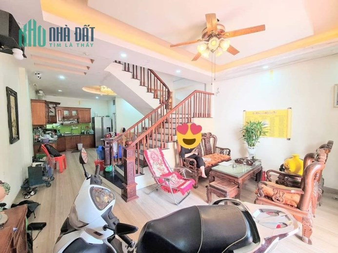Bán nhà Tân Mai, Kim Đồng 58m, 2T, Mt 5m, ngõ rộng, tự xây cực chất, chỉ 2.25 tỷ