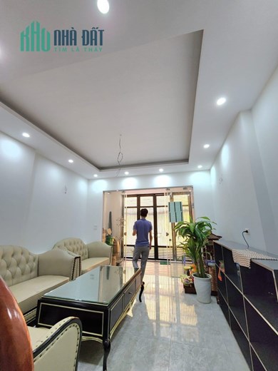 Giảm 300 tr, Bán gấp nhà Tây Sơn, Ngã Tư Sở, 53m, 4 tầng, mới đẹp, kd onl, ở luôn