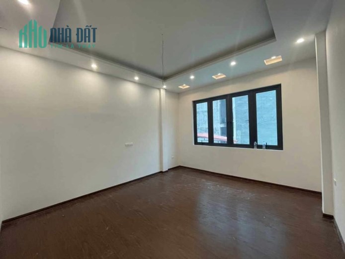 Bán nhà Xã Đàn, Đống Đa 38m, 5T, Mt 5m sát phố, ngõ thông, 2 thoáng, chỉ 4.45 tỷ