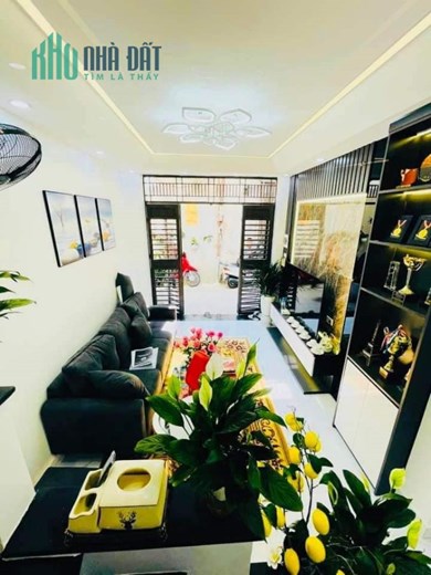 NHÀ ĐẸP 5 TẦNG 3 PHÒNG NGỦ GẦN HỒ ĐỀN LỪ QUẬN HOÀNG MAI CHỦ ĐỂ LẠI TOÀN BỘ FUN NỘI THẤT XỊN SÒ