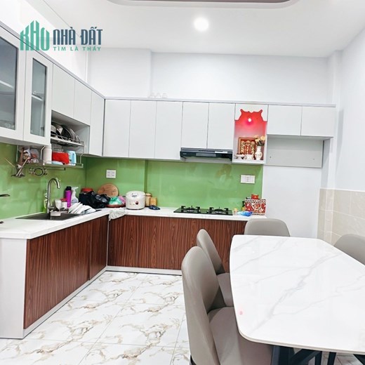 Bán nhà đẹp Lê Thúc Hoạch quận Tân Phú 50m2 -2T - ngang 8,1 hơn 4 tỷ còn TL