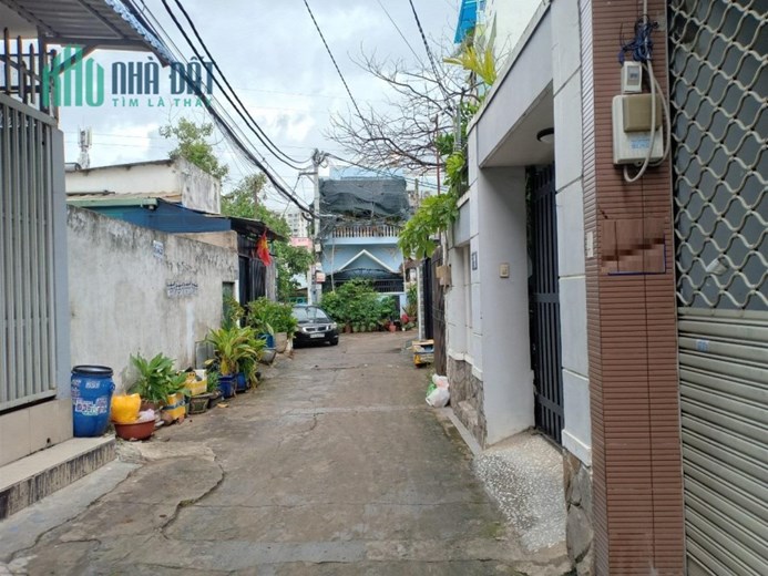 Bán nhà Hẻm xe hơi Đường số 4, Trường Thọ, Thủ Đức, 155m2, giá chỉ hơn 7 tỷ.