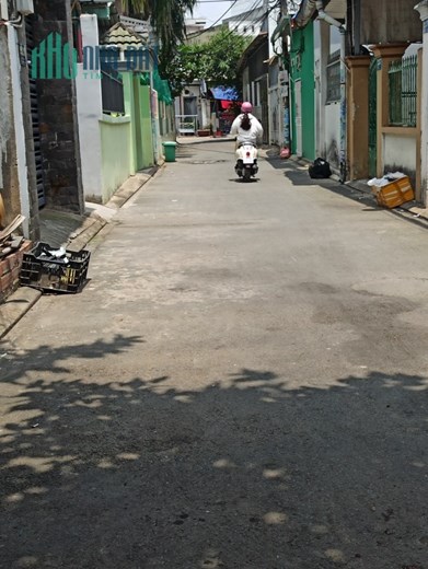 Quá đẹp luôn. Bán nhà 2T 52m2 HXH Đình Phong Phú. Chỉ 3.7 tỷ