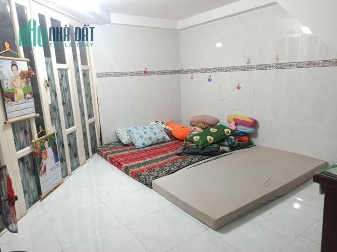 Hạ chào 2.2 tỷ.  Mặt tiền số Hiệp Phú. 100m2 (5x22). 4.8 tỷ TL