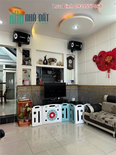 Nhà Bao rẻ Bình Hưng Hòa, Bình Tân, Sát AEON – Hẻm 7m, 4 tầng, 4.65 tỷ