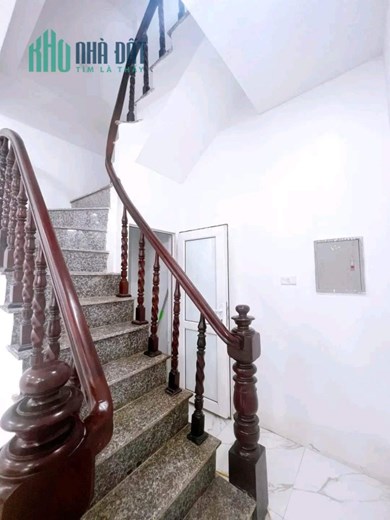 64m 5 Tầng Nhà Phân Lô Ô Tô Ngủ Trong Nhà. 3 Thoáng Ngõ Thông Tứ Phía. Chủ Thiện Chí Bán
