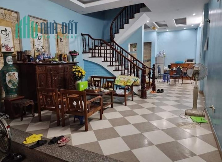 Nhà Trần Thái Tông Cầu Giấy 61m, 5t giá 7.9 tỷ, ở và kinh doanh 0343564283