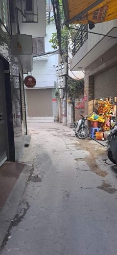 Nhà Trần Thái Tông Cầu Giấy 61m, 5t giá 7.9 tỷ, ở và kinh doanh 0343564283