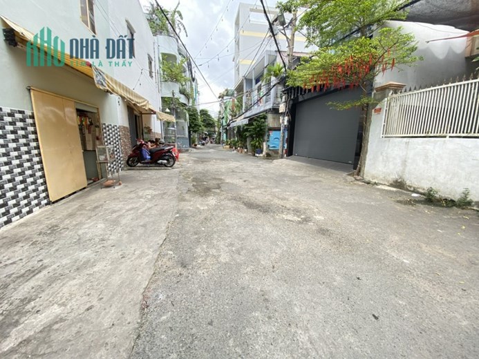 Bán nhà HẺM XE HƠI 8M 1 Sẹc, Đường Trịnh Đình Trọng, Q.Tân Phú, 40m2(3.5x11), 3 TẦNG