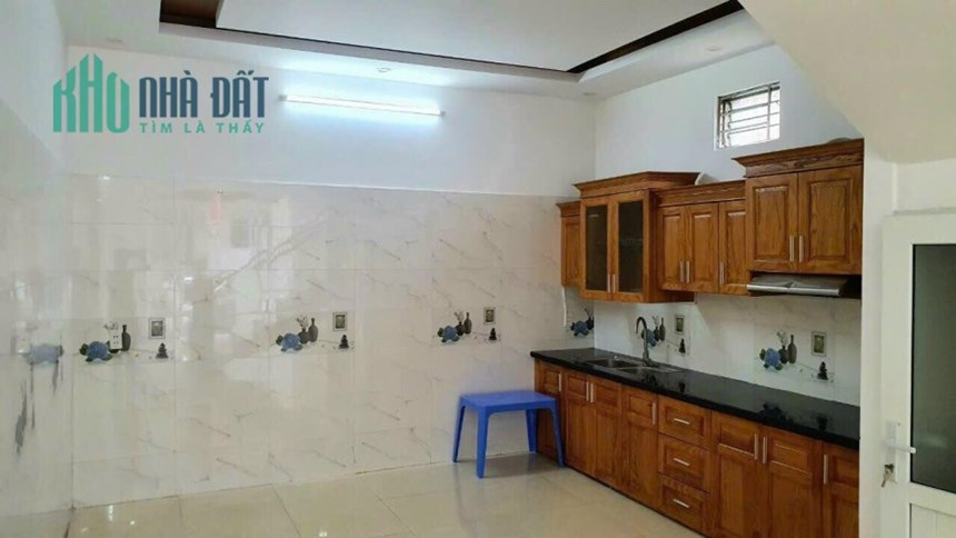 Cần bán nhanh căn nhà đẹp giá rẻ ngay Ngô Gia Tự, Lê Hồng Phong.