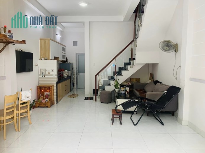 BÁN NHÀ HẺM 161 HOÀI THANH, PHƯỜNG 14, QUẬN 8 - 19M2