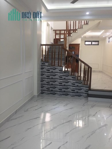 Bán nhà xây mới 4 tầng lô góc thoáng mát ngõ Lạch Tray, Ngô Quyền, Hải Phòng.