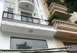 cần bán gấp căn nhà hẻm ô tô nhà Ung Văn Khiêm, P25, Q. Bình Thạnh.