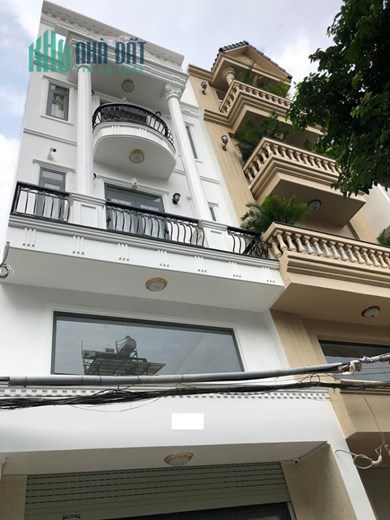 cần bán gấp căn nhà hẻm ô tô nhà Ung Văn Khiêm, P25, Q. Bình Thạnh.