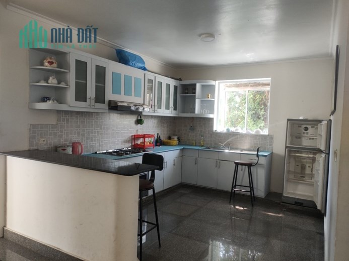Biệt thự đẹp 400m2t, 6pn, an ninh 24h, yên tĩnh, hồ bơi, Tennis, du thuyền