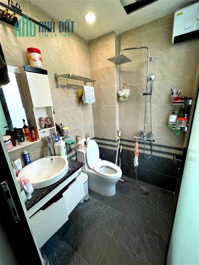 Cù Chính Lan-Thanh Xuân-52m-ngõ Ô TÔ-Kinh Doanh_6.9 tỷ