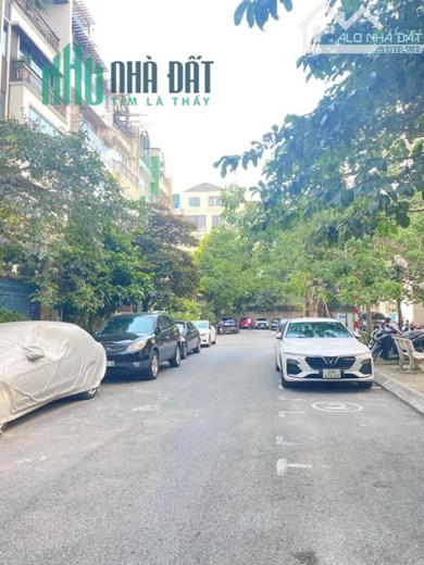 BÁN NHÀ KHU SINH THÁI XUÂN PHƯƠNG ĐƯỜNG FORESA 96M2 4T MT 6M VỈA HÈ RỘNG GIÁ 12.8 TỶ