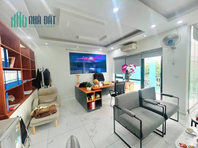 BÁN NHÀ KHU SINH THÁI XUÂN PHƯƠNG ĐƯỜNG FORESA 96M2 4T MT 6M VỈA HÈ RỘNG GIÁ 12.8 TỶ