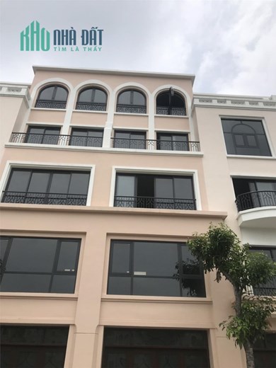 Cắt lỗ 3 tỷ để bán gấp căn liền kề 75m2 mặt tiền 5m tại Vinhomes Hưng Yên