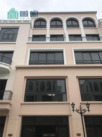 Cắt lỗ 3 tỷ để bán gấp căn liền kề 75m2 mặt tiền 5m tại Vinhomes Hưng Yên
