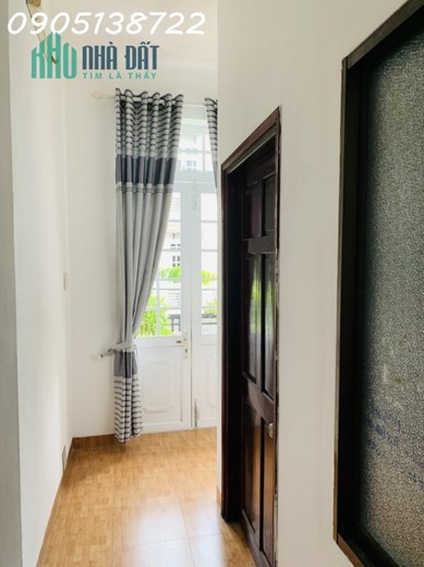 Chính chủ cần tiền bán gấp nhà mặt tiền đường Huy Cận, trung tâm Hải Châu