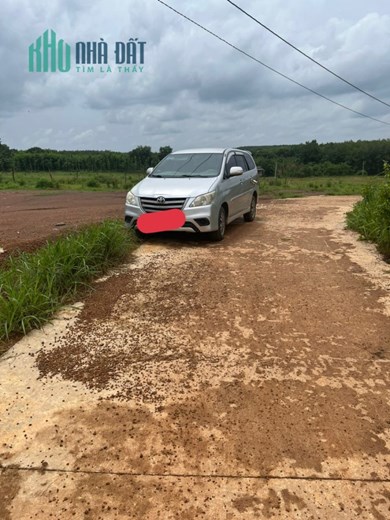 Bác tôi cần vốn kinh doanh bán gấp miếng đất thổ cư 500m/185 triệu