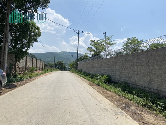 View đỉnh cao, đảo trong cánh đồng, diện tích nhỏ 560m dễ mua, đường to
