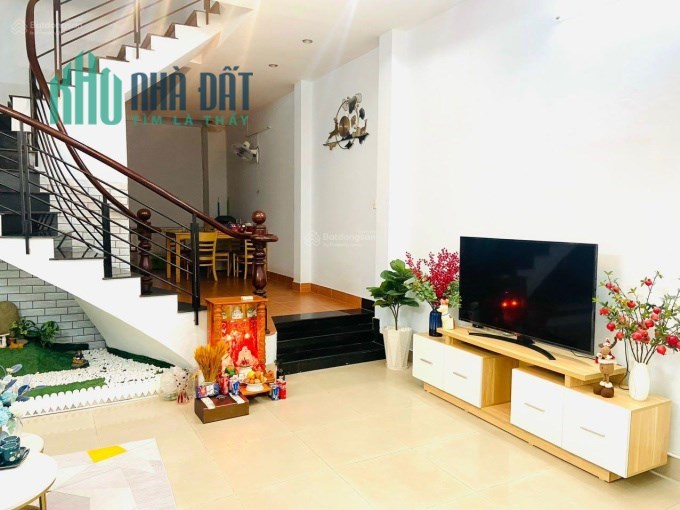 Siêu phẩm nhà Bình Lợi, trục đường rộng 6m DT(4x18m)- 3Lầu chỉ 5tỷ7. Gần chợ Nguyễn Xí