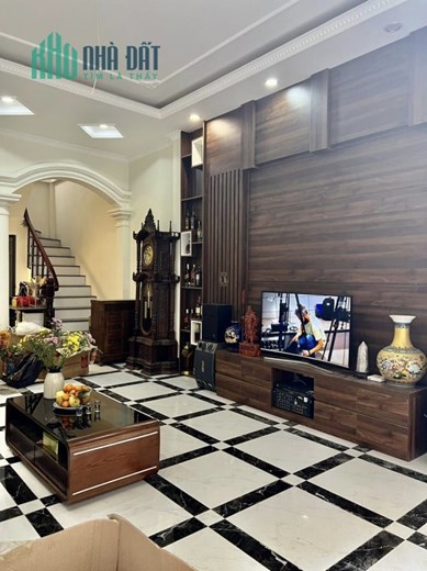 NHÀ ĐẸP ĐẠI MỖ 50M2, MT 5M LÔ GÓC – Ô TÔ – KINH DOANH NHỎ 4 TỶ