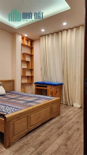 Bán nhà Hoàng Ngọc Phách, Đống Đa 40/45m 5T MT 5m mặt ngõ oto, kinh doanh