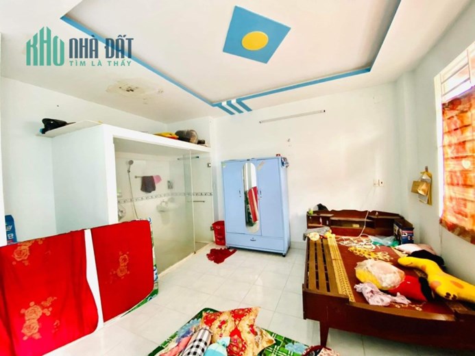 Nhà Chủ Ngợp Bán Gấp Nhà Có Dòng Tiền 8Phòng Cho Thuê Quận Tân Phú