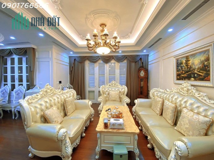Biệt Thự Sân Vườn, Cầu Giấy 180m x 5T, Giá hơn 39 tỷ.