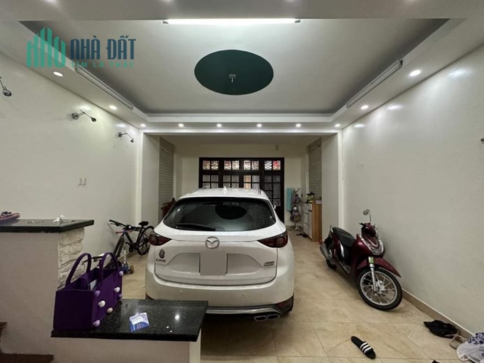 BÁN NHÀ PHỐ GIẢI PHÓNG, AEON HOÀNG MAI 59 M2 × 4T Ô TÔ VÀO NHÀ. CHỈ 5 TỶ 45