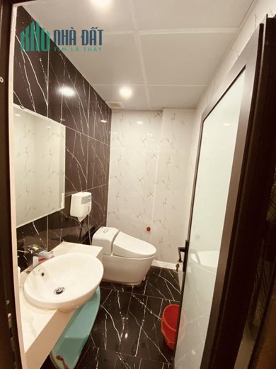Siêu hiếm siêu rẻ Khương Đình 80m2*MT5m, đầu tư ccmn dòng tiền cực ổn chỉ 8 tỷ, Lh 0975666943