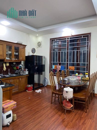 Bán nhà 65m2 phố Hoàng Hoa Thám, Tây Hồ 16 phòng Dòng tiền 750tr/năm 10m Ô tô tránh Giá 7.3 Tỷ