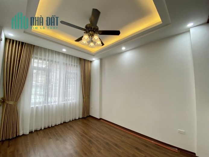 Bán nhà 66m2 phố Hoàng Hoa Thám, Tây Hồ 16 ngủ Doanh thu 10%/năm 2 Ô tô đua 10m Giá 7.3 Tỷ