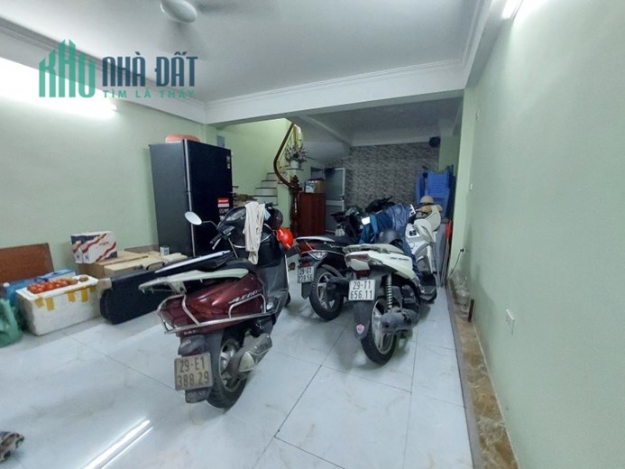 HIẾM có 1 0 2  nhà  mặt ngõ thông KD Vũ trọng Phụng Thanh Xuân 35m 6 tầng mặt tiền 4.2m ô tô đỗ cửa