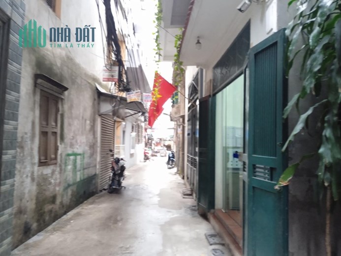 Bán nhà Khương Thượng, Ngã Tư Sở, Đống Đa 50m, 5T, gần phố, ngõ to, cho thuê tốt.