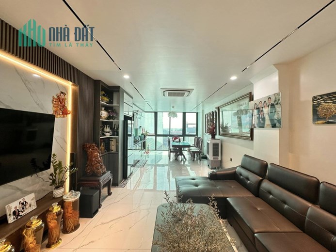 PHÂN LÔ, Ô TÔ TRÁNH, HUỲNH THÚC KHÁNG, ĐỐNG ĐA, KINH DOANH ĐỈNH 50/55M2*5T*14.5 TỶ.