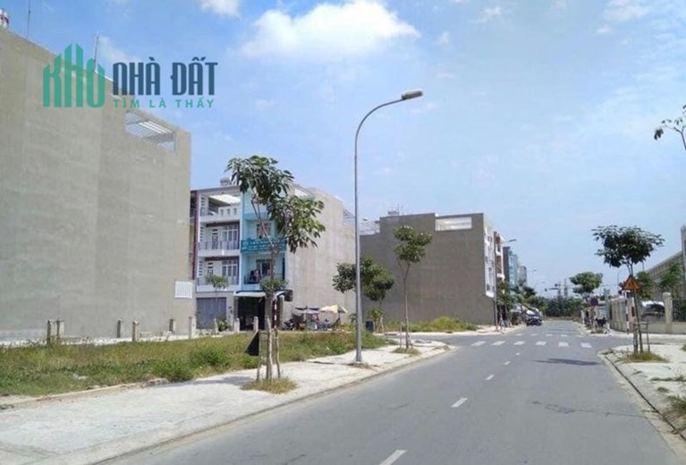 Bán Nhanh Đất Nền tại Bàu Bàng 100m2 Giá Chỉ 700tr/Nền SHR